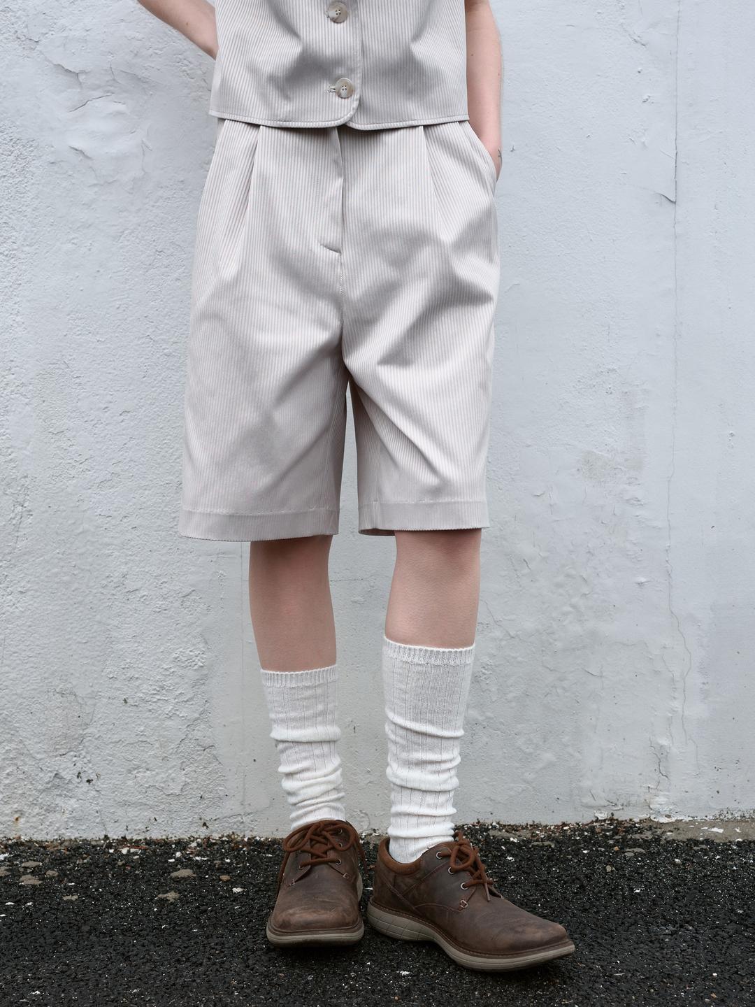 STRIPED JACQUARD HALF PANTS (beige)