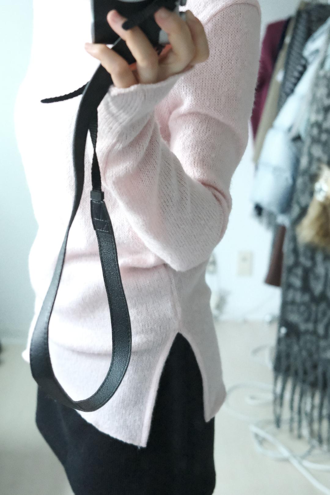 여리여리 슬릿 롱 니트