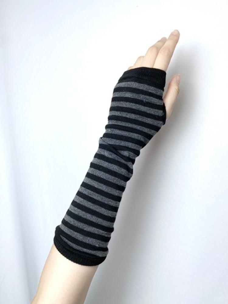 차콜 스트라이프 워머