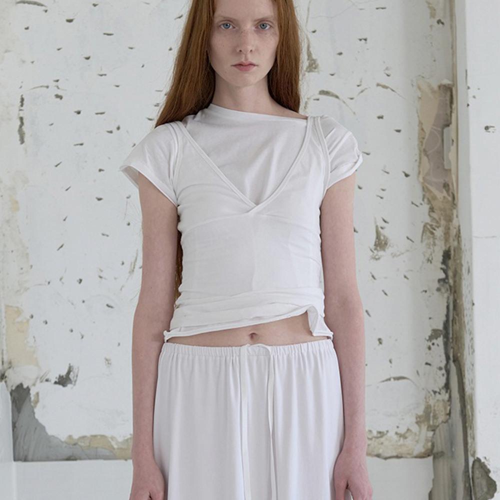 리포스 REPOS V NECK SLEEVELESS T SHIRTS WHITE