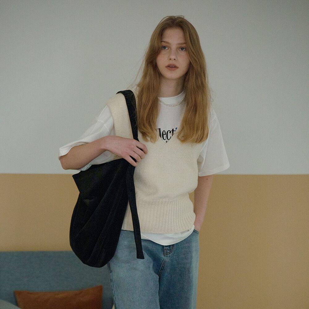 [김고은 착용] KNOT BAG [L] Corduroy Black