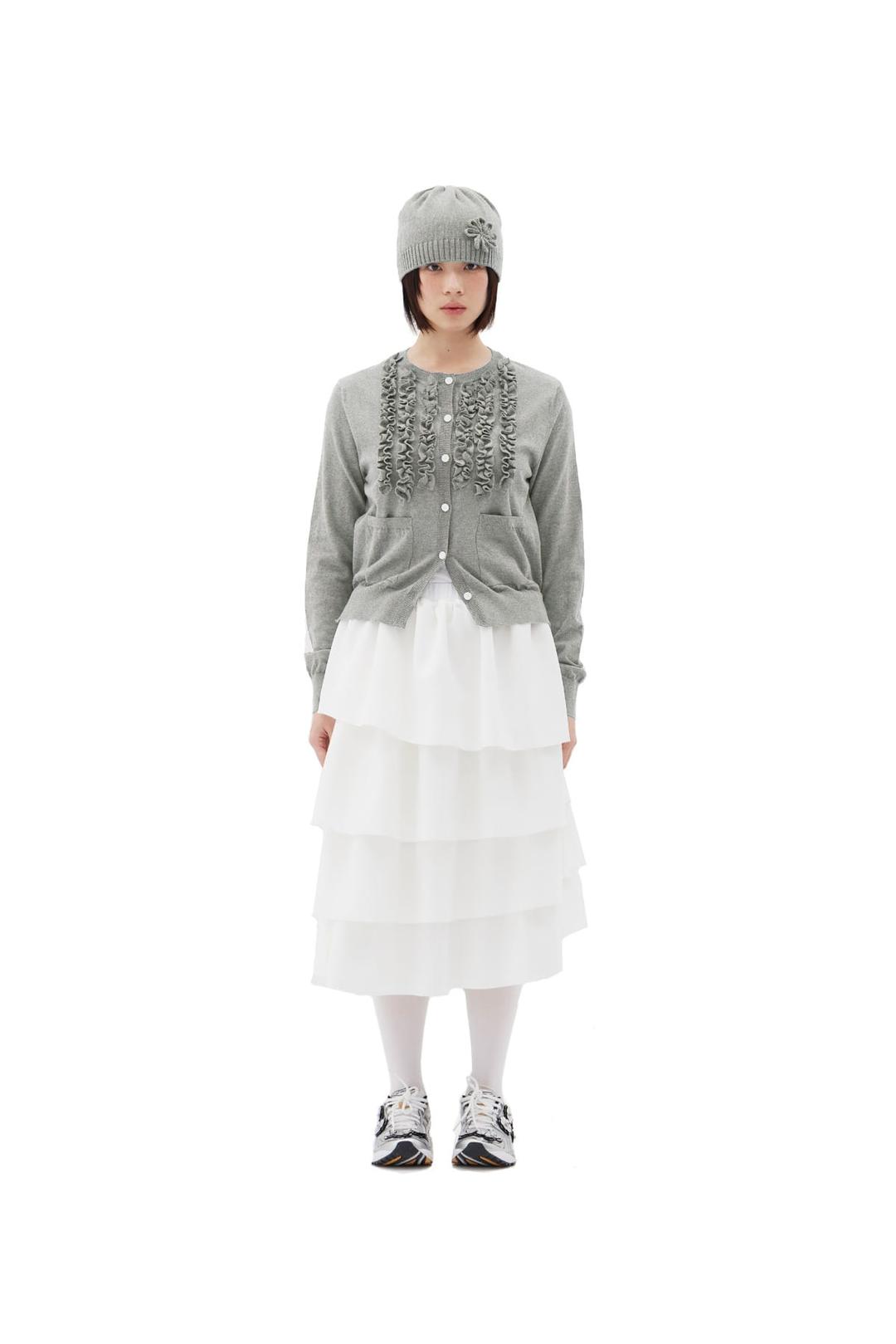 SPRING CORSAGE BEANIE (LIGHT GREY)