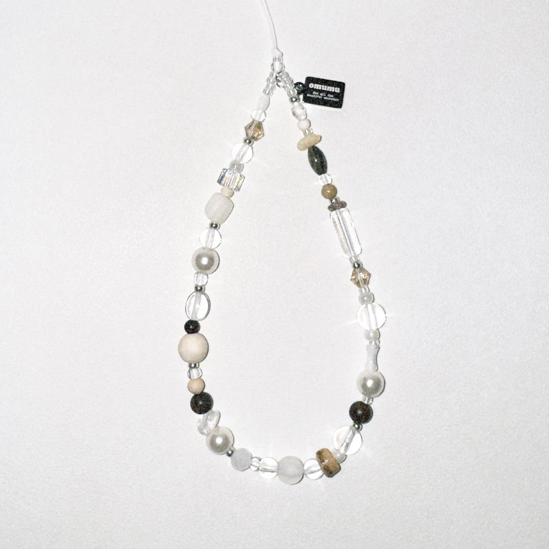 Black Flower Pearl Phone Strap 검은꽃 진주 폰스트랩