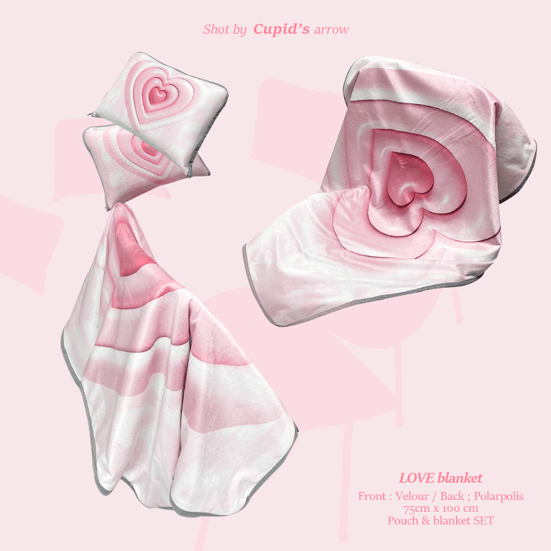 [품절] LOVE 파우치 담요