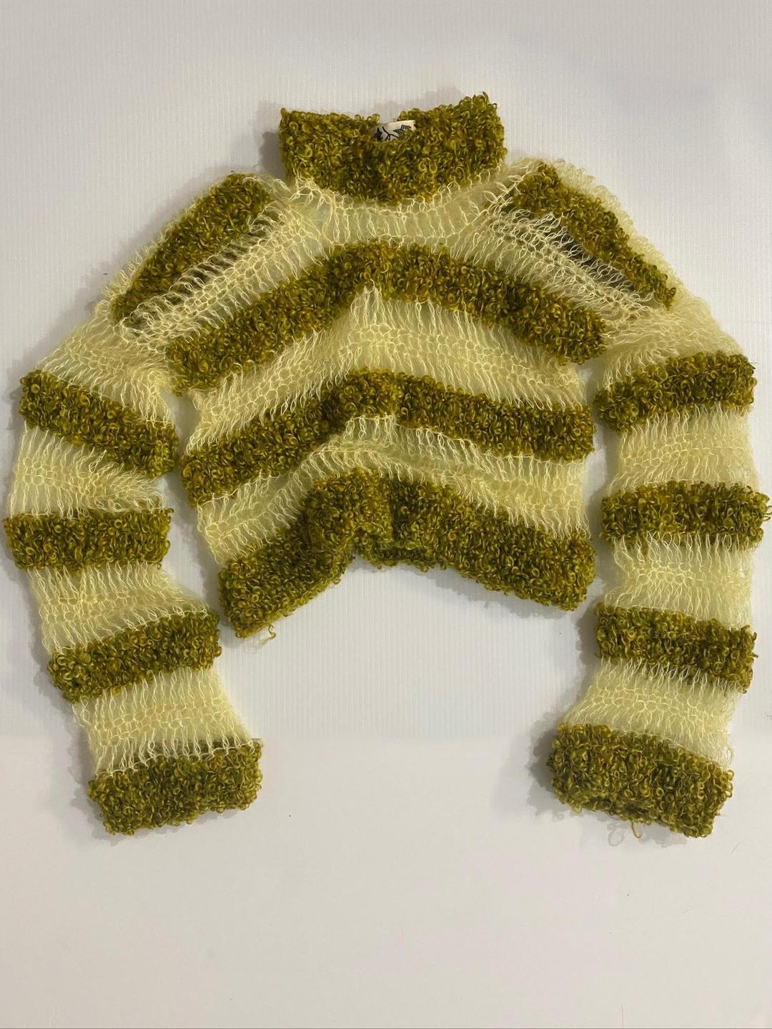 Cropped Absi/nthe Jumper - O/S