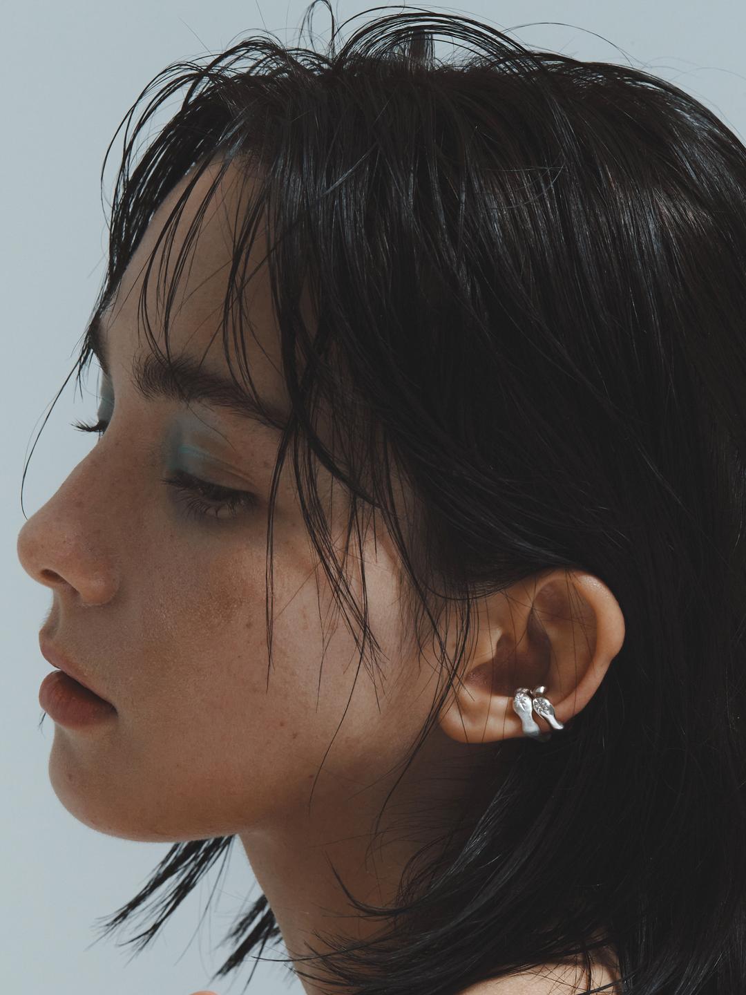 Water Sparkling Earcuff