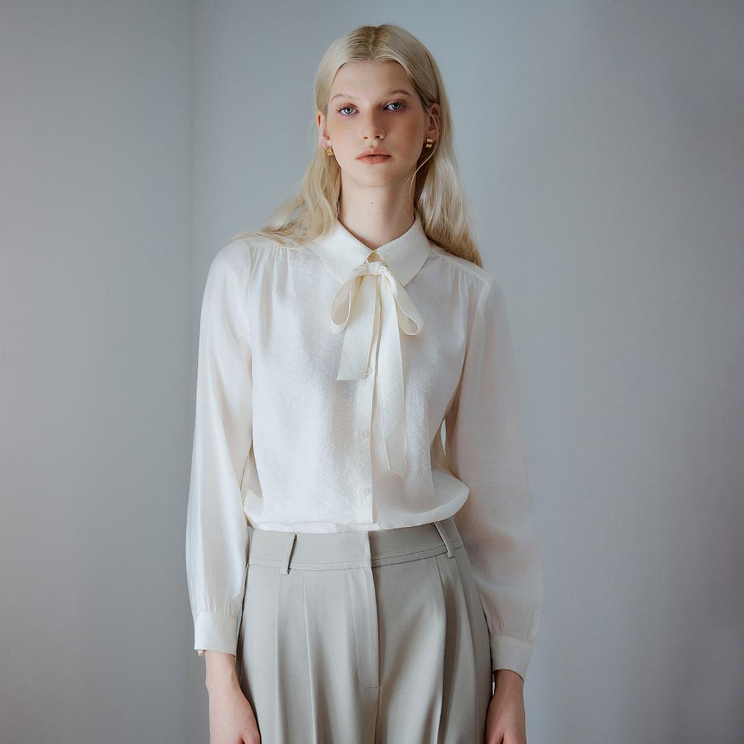 클라비스 [직진🚀] 카라 타이 블라우스_CVBWG1202M