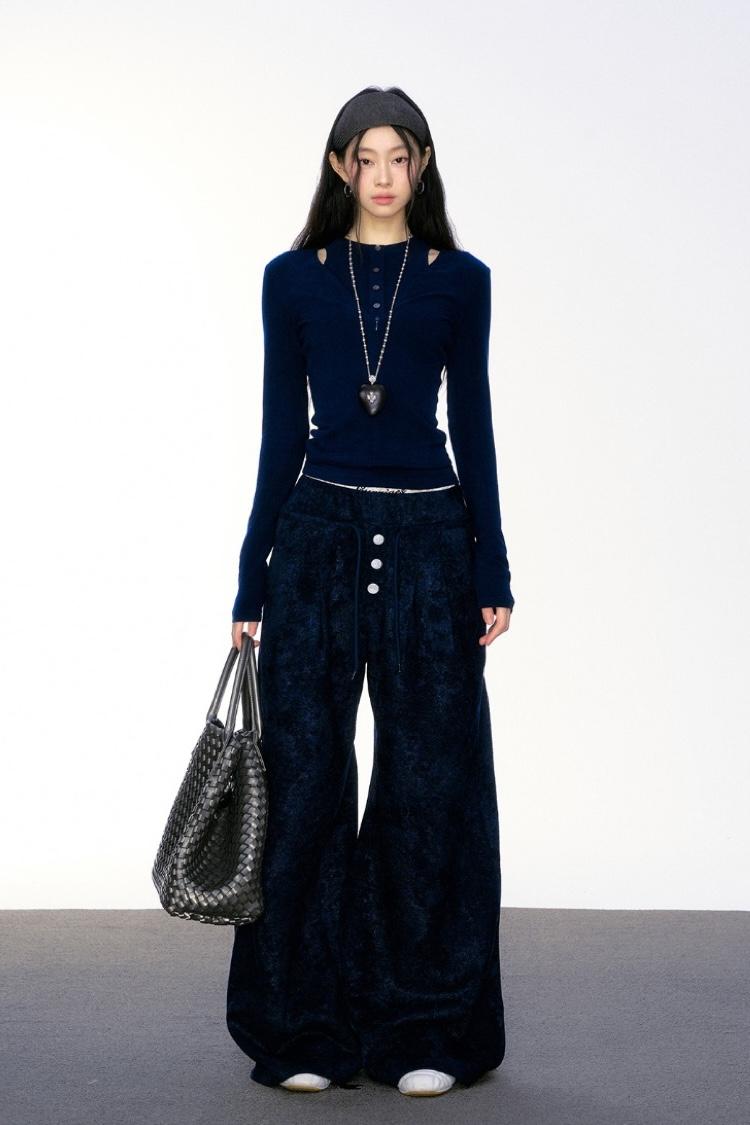 Curriges Velvet Button Wide Pants