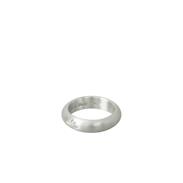 STAR CARVED 5MM SILVER