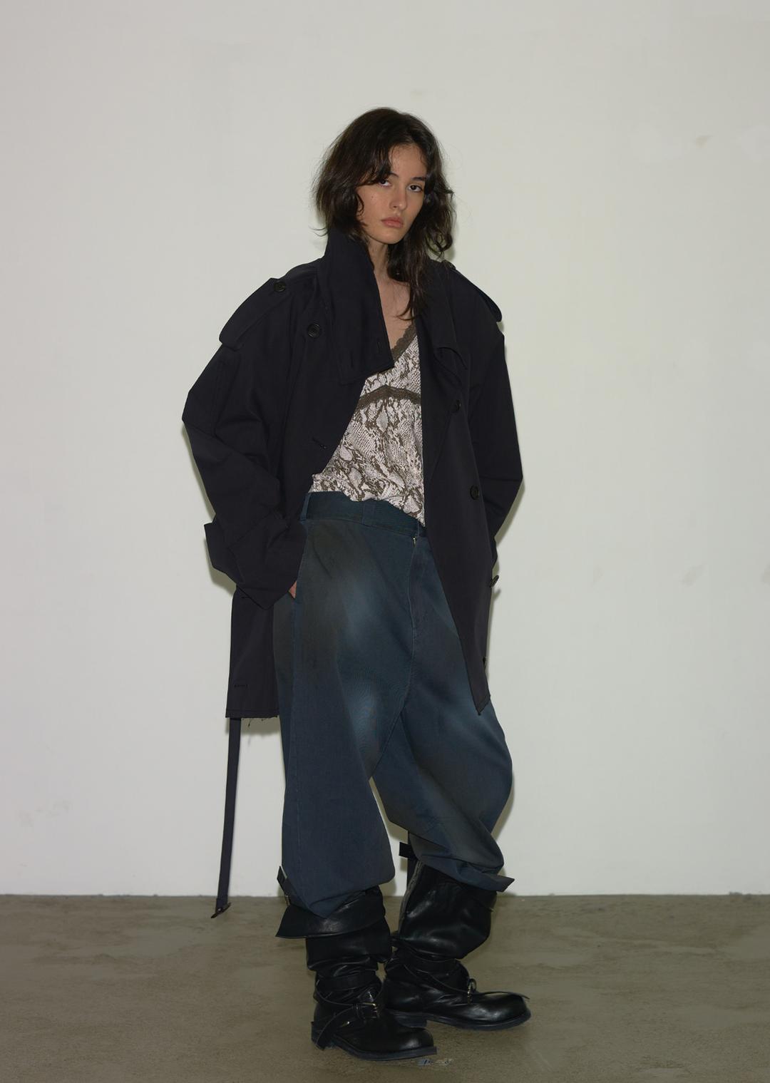 TRENCH HALF SLIT COAT BLACK