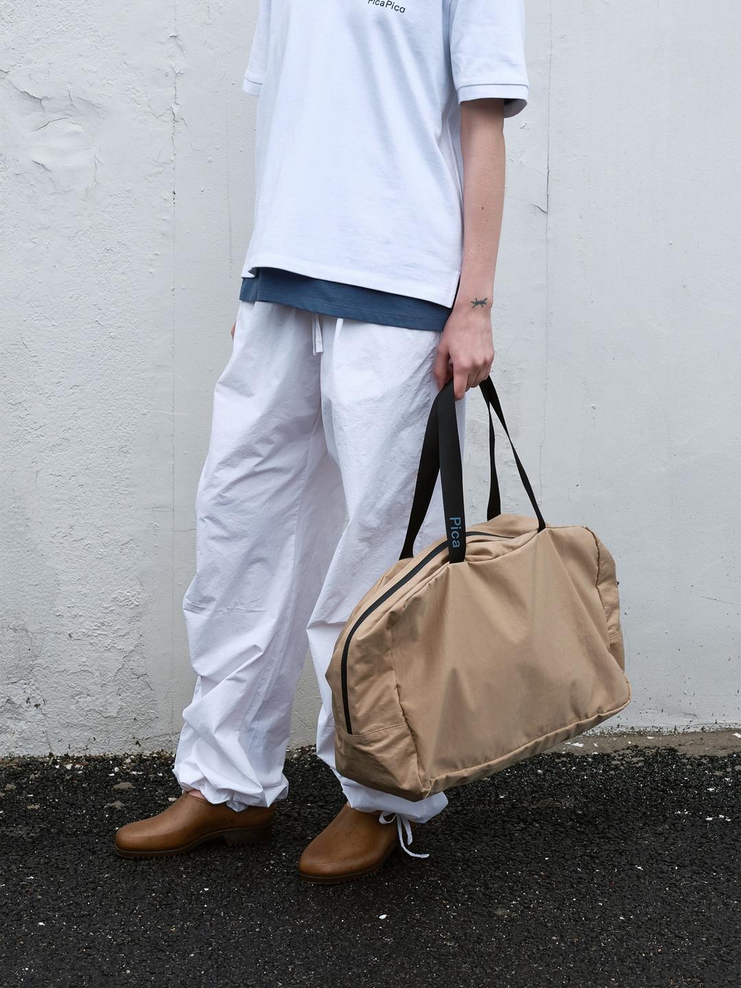 BASIC LOGO NYLON TOTE BAG  (beige)