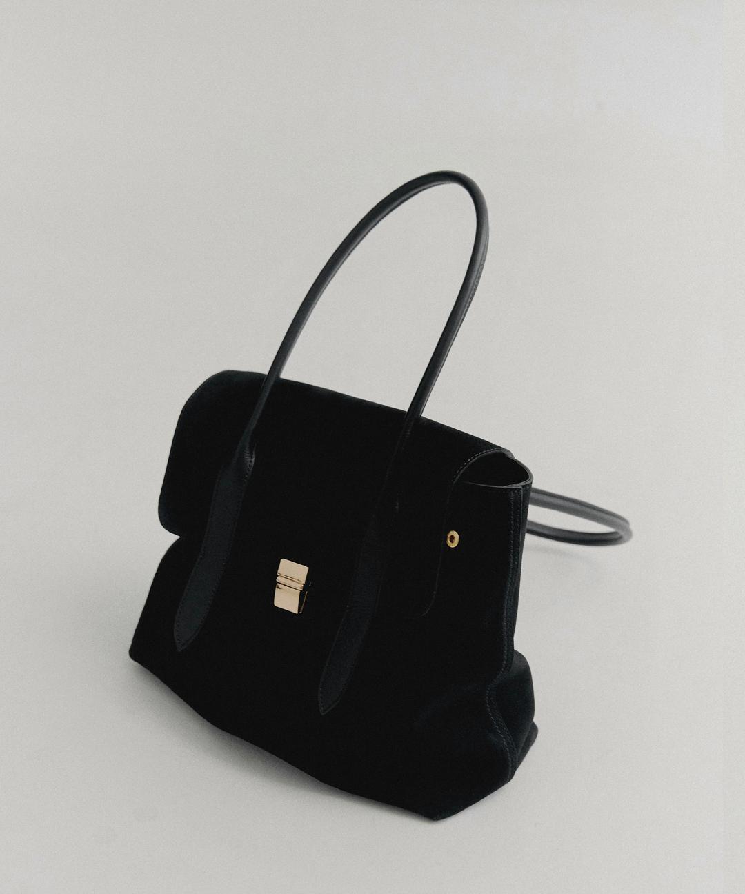 올슨 스웨이드 숄더백 (black)