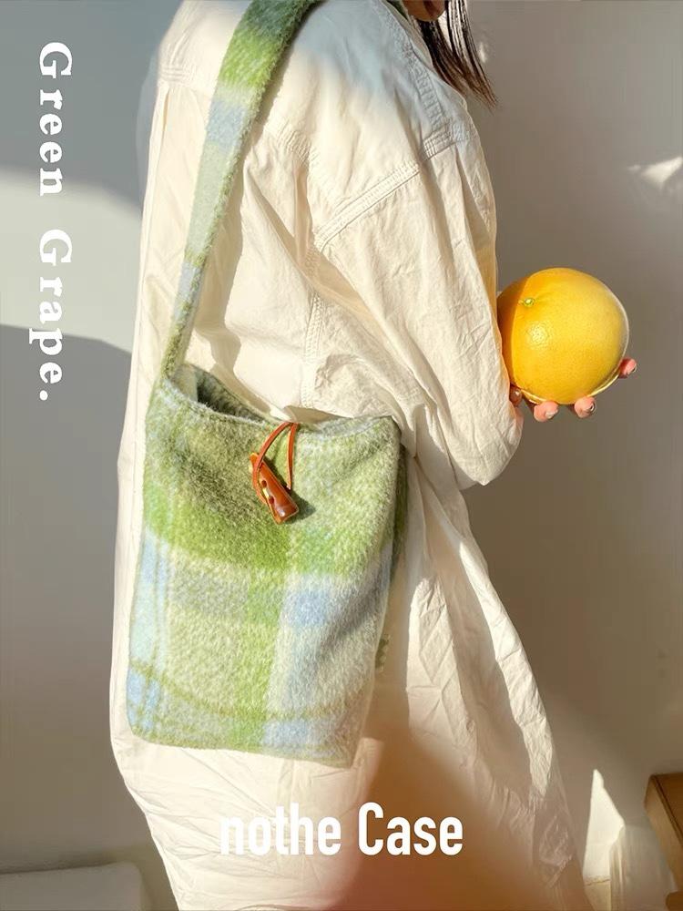 NotheCase 그린 체크 울 버킷백 숄더백