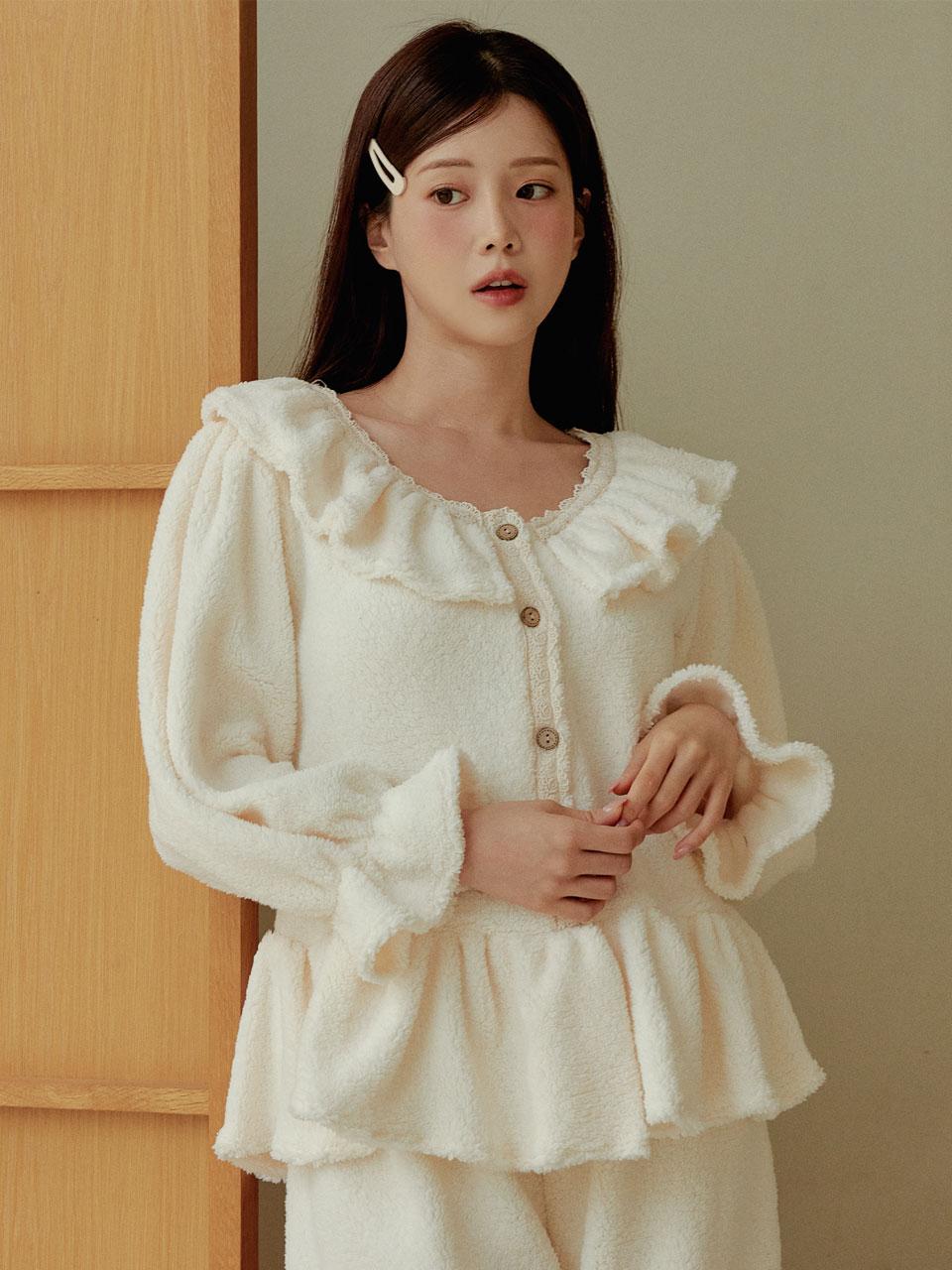 여성 플랫치노 러플 양털 투피스 수면잠옷 23-07131