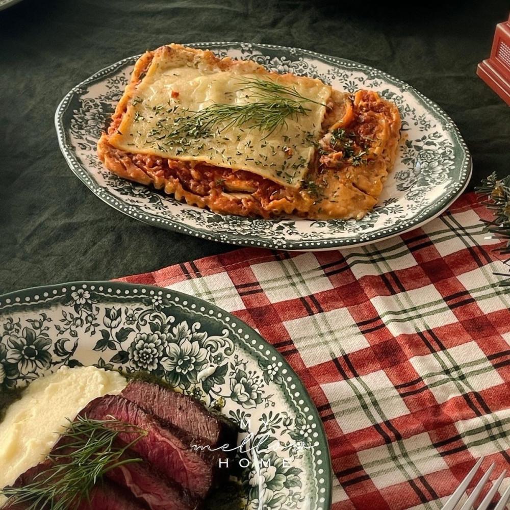 마이멜로우홈 클레이탄 다이아나 노엘 플라워 크리스마스 접시 오벌 플레이트 26cm