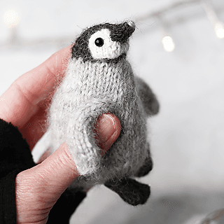 Baby Penguin pattern by Claire Garland