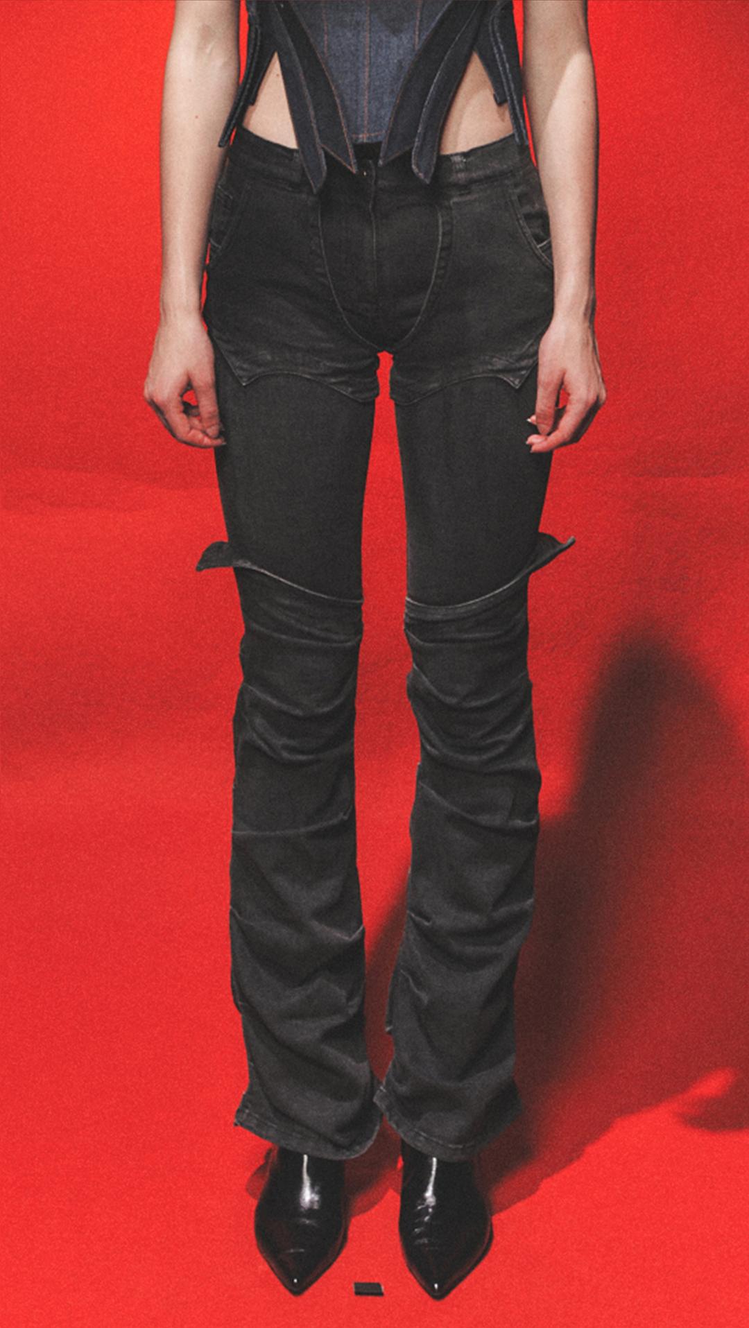 SIGNATURE SIDE TUCK PANTS