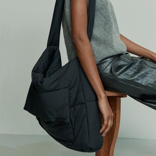 PADDED SHOULDER BAG