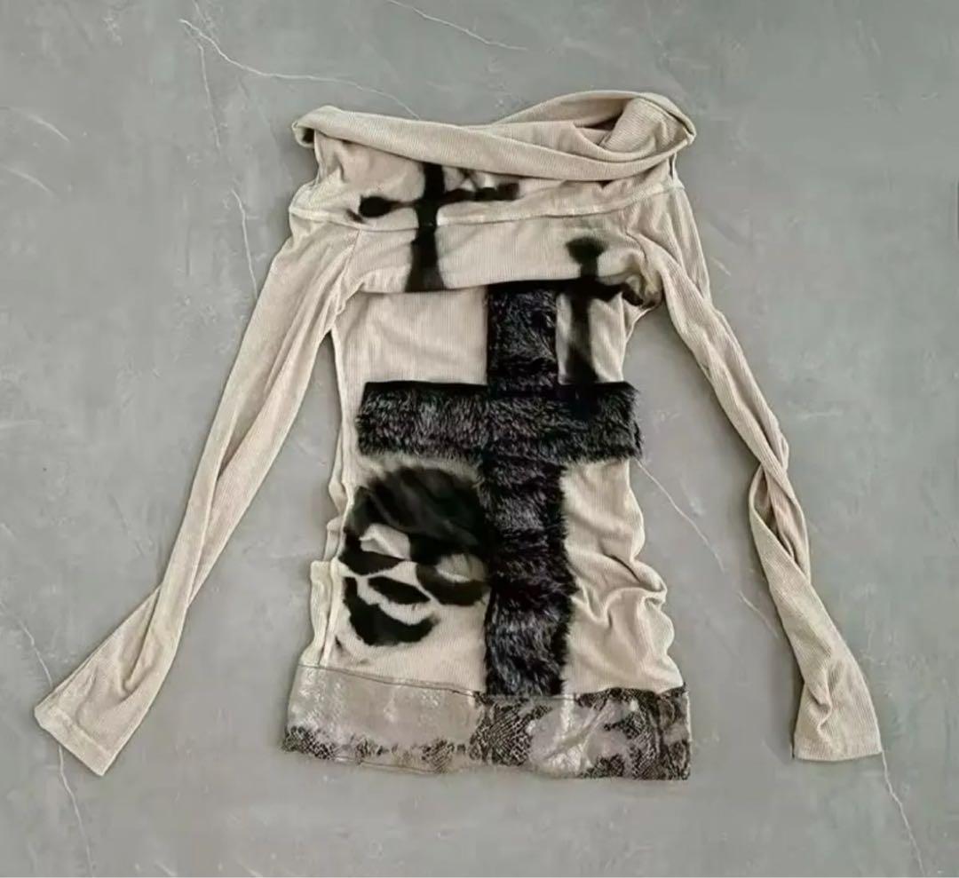 クロス柄Tシャツ　y2k opium グランジ　サブカル　スカル　ゴシック