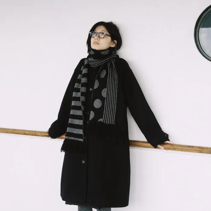 DOT STRIPE MUFFLER, CHARCOAL