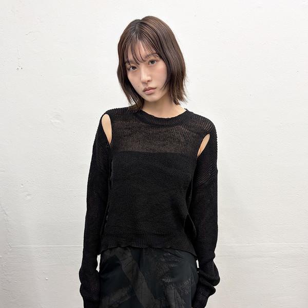 CUT-OUT KNIT