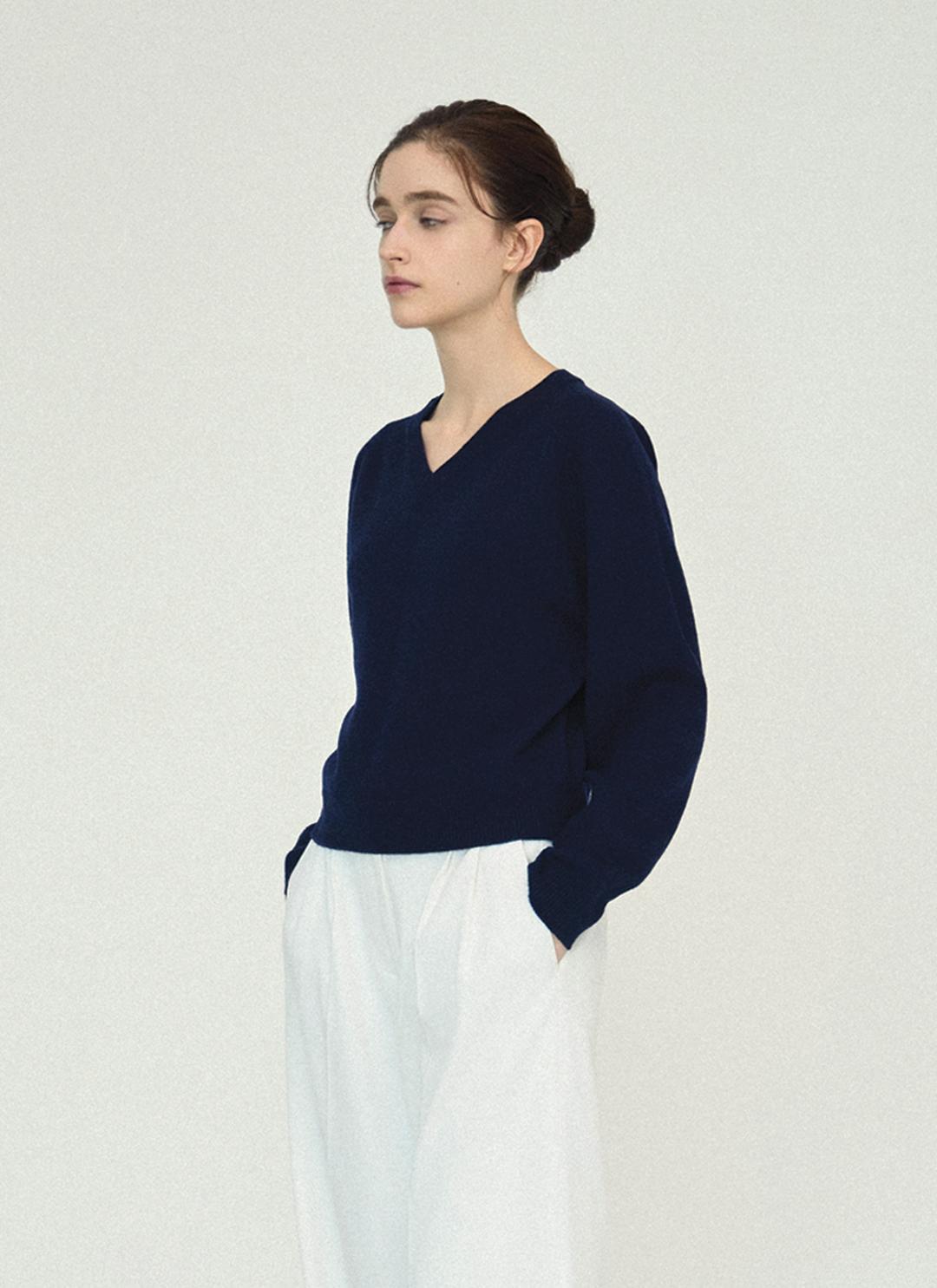 [2차 리오더] classy wool knit_navy