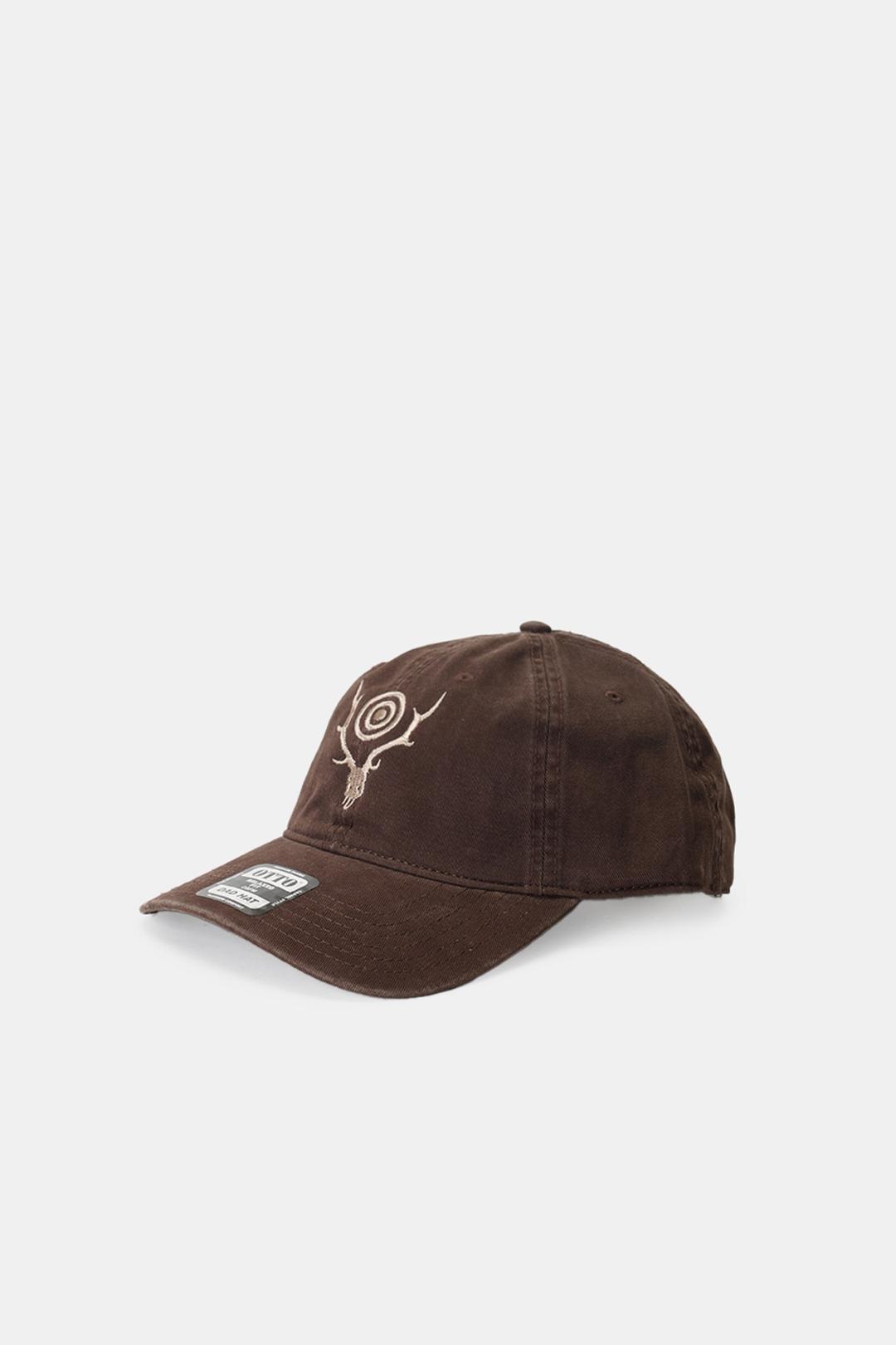 (25SS) SOUTH2 WEST8 STRAP BACK CAP - SKULL & TARGET EMB BROWN