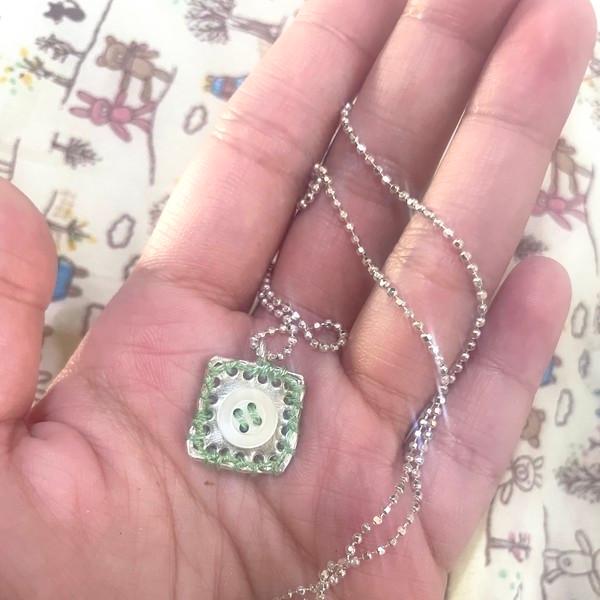 한 땀 한 땀 . · · .. · 11