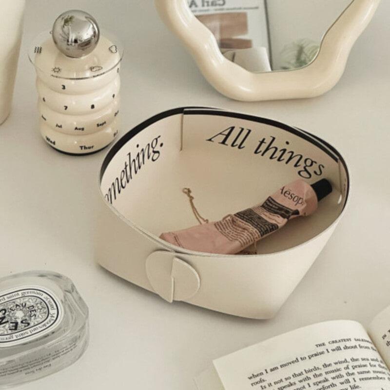 [유월가게] 썸띵 레터링 PU 가죽 트레이 미니수납함