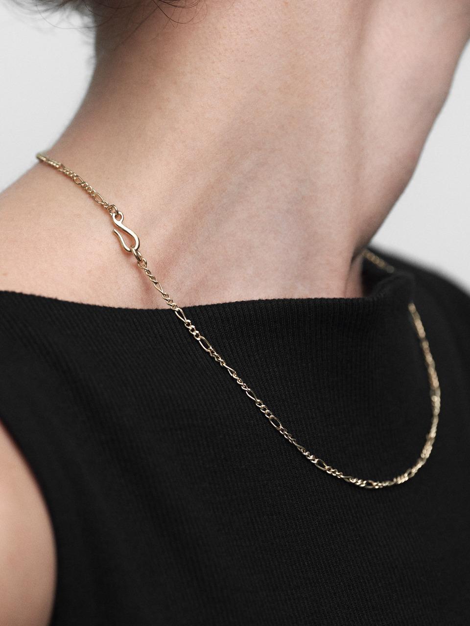 Silhouette Necklace