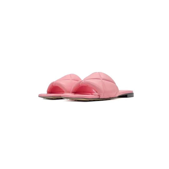 Bottega Veneta BV Pink Lido Flat Sandal - 35 / Pink