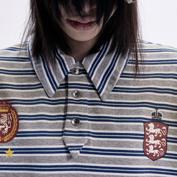 striped dirty old resin button collar T-shirt