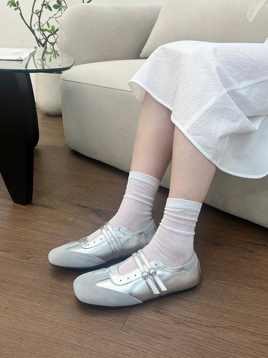 [실버 단독]IS_251783_2 Strap Buckle Sneakers_2 Colors