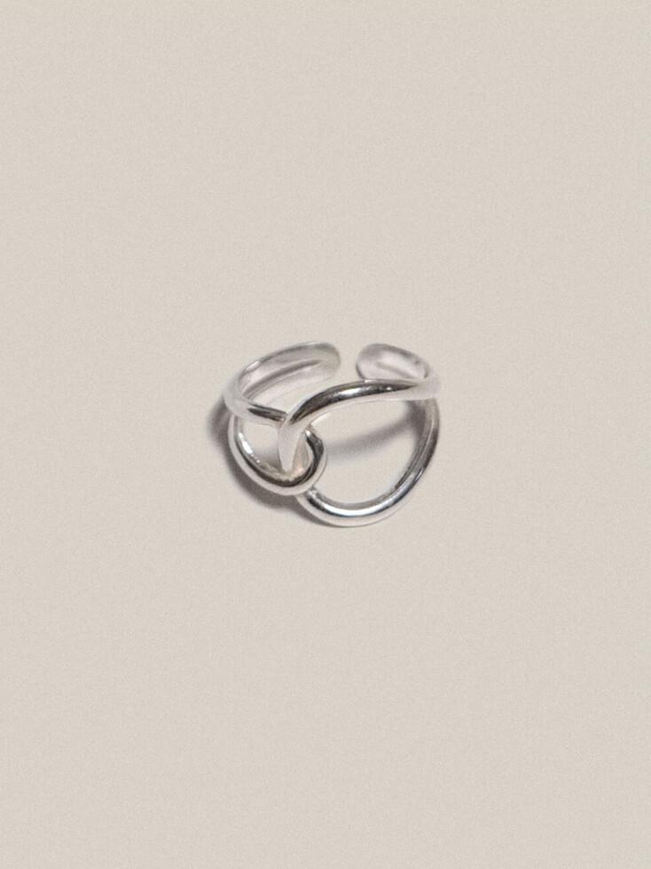 Loose Ring