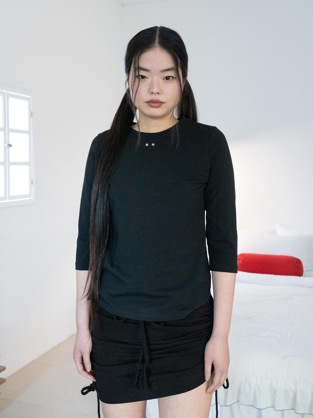 [ONSKA] COMFY 3/4 SLEEVE T (BLACK)