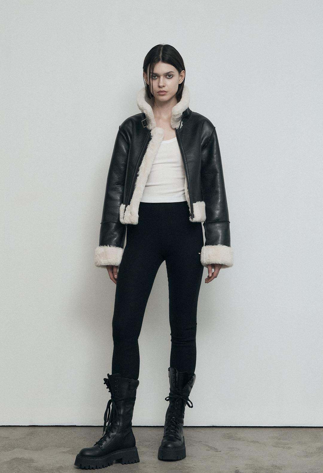 [ 순차 발송 12/11 ~ ] SLIM FIT SHEARLING JACKET, BLACK