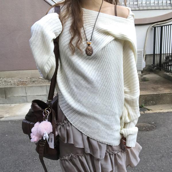 오카 오프숄더 후드 티셔츠 ( oka off-shoulder hoodie )