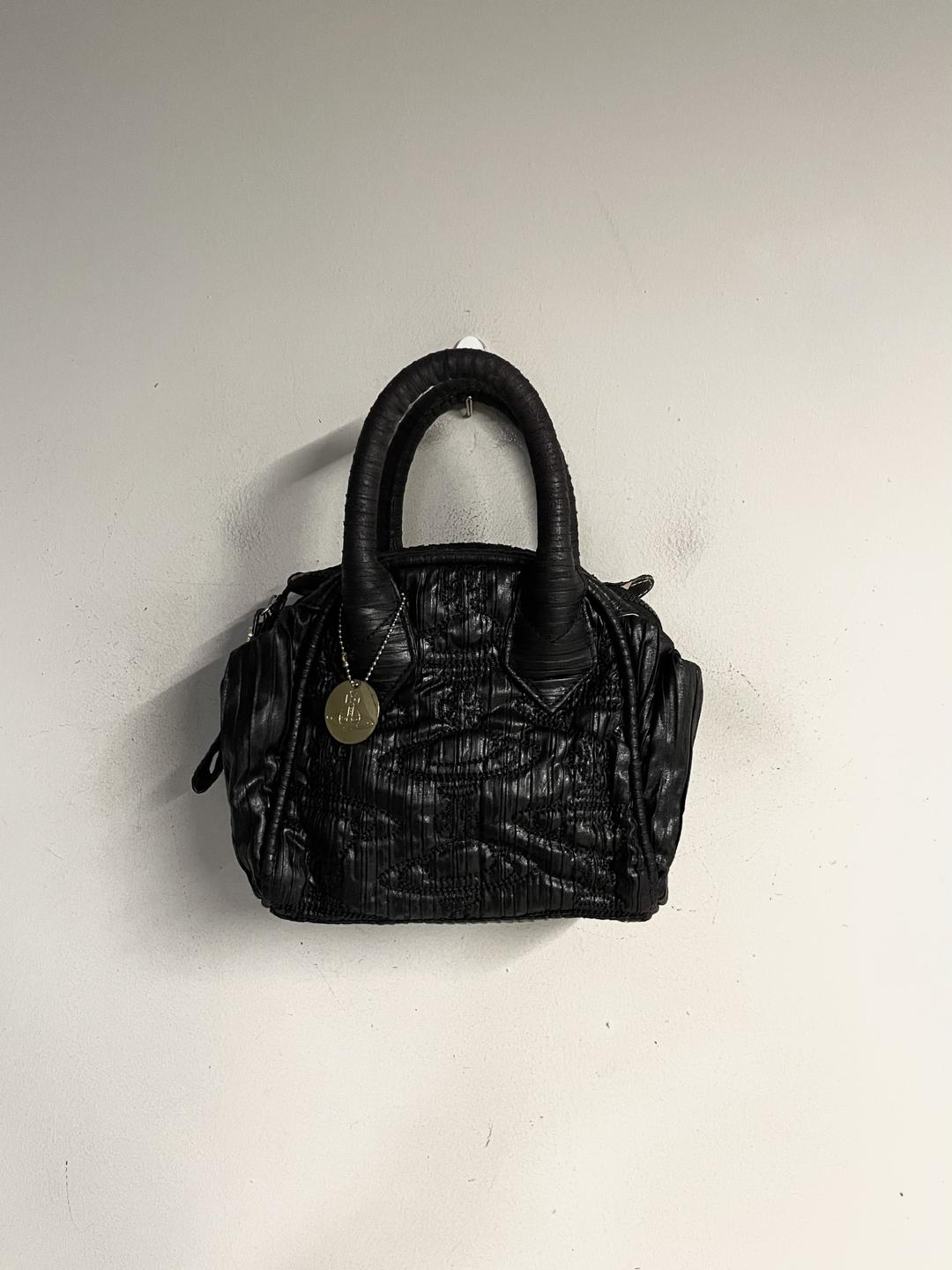 VIVIENNE WESTWOOD handbag -5 (room)