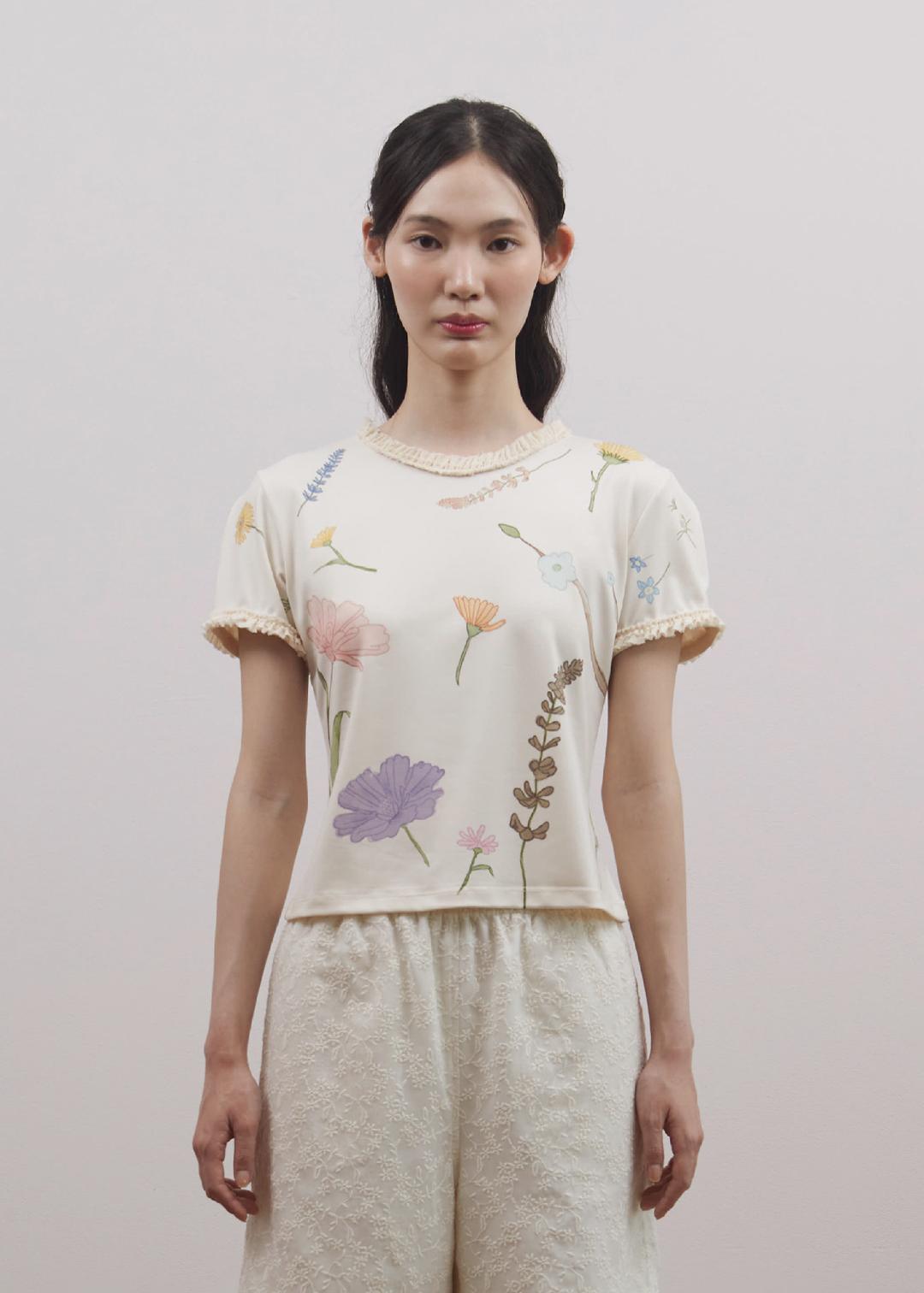 [EXCLUSIVE] Wild Flower Drawing Top / Cream