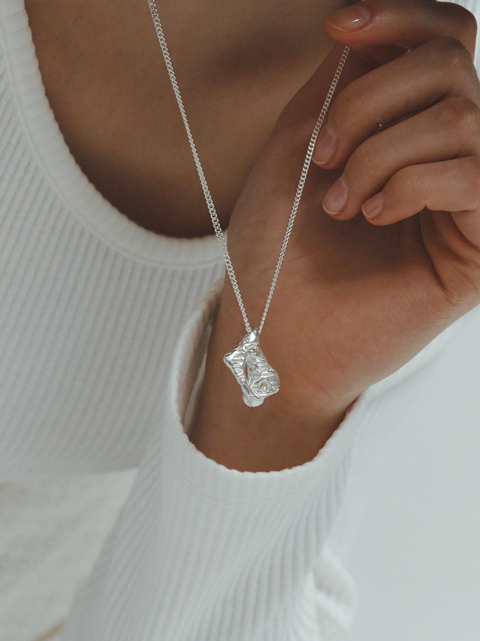 Ocean current Necklace