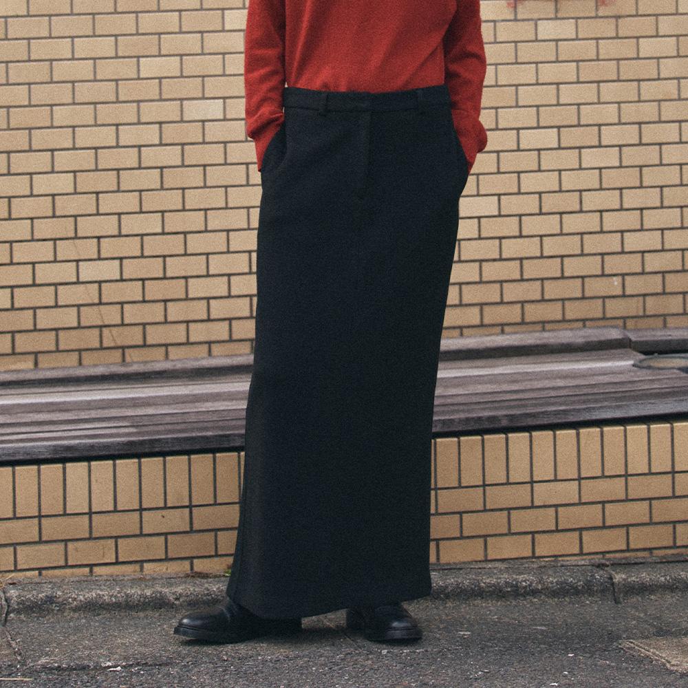 SIST9054 세미 플레어 칼럼 롱 스커트_Black