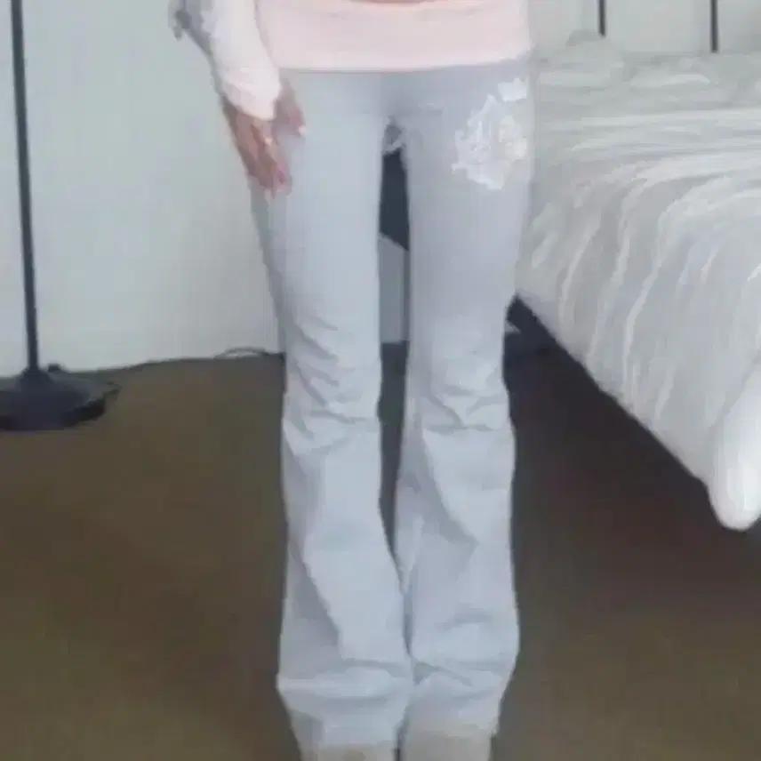 엔젤넘버555 폴디드 부츠컷 트레이닝 바지 angelnumber555