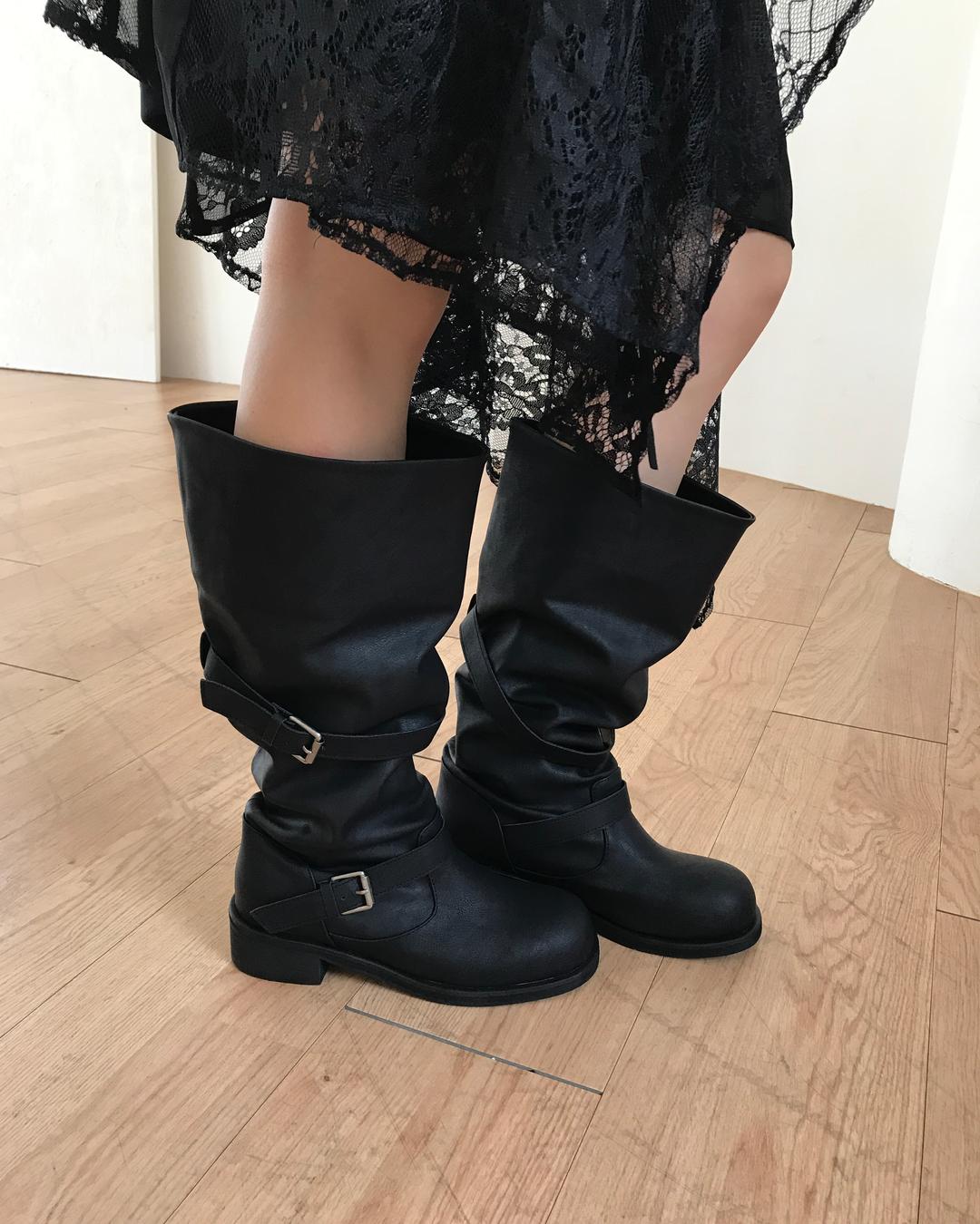belt slouch boots