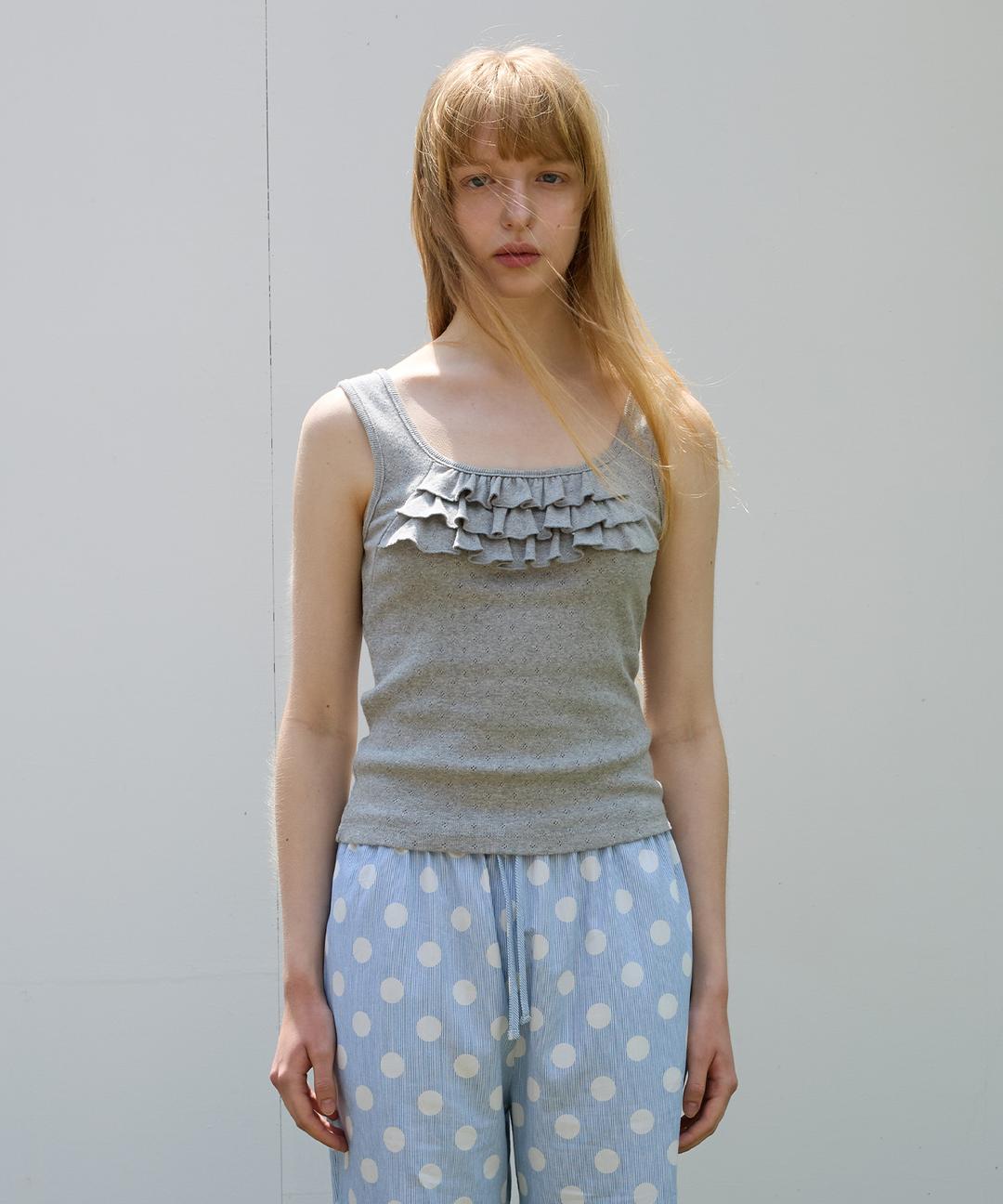 Frilly Sleeveless, Grey