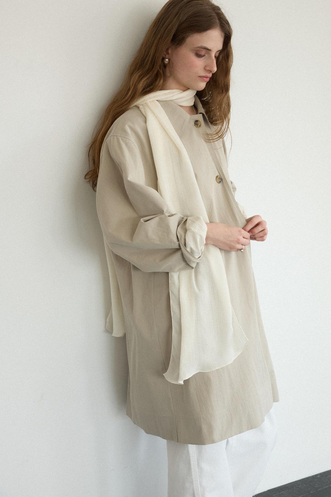 Row Trench Coat (beige)