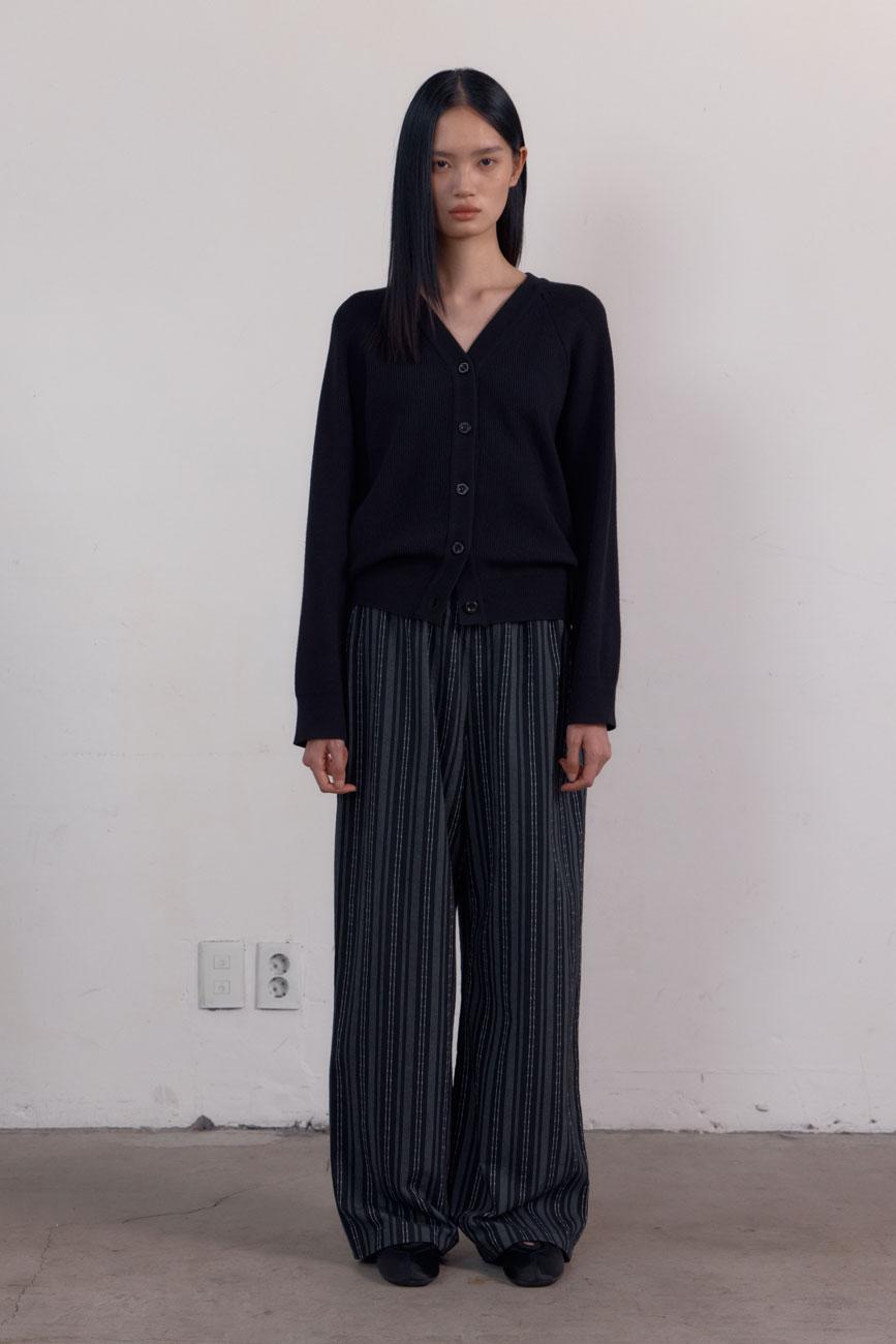[7차 6/11일 예약배송] Stripe Banding Pants (Black)
