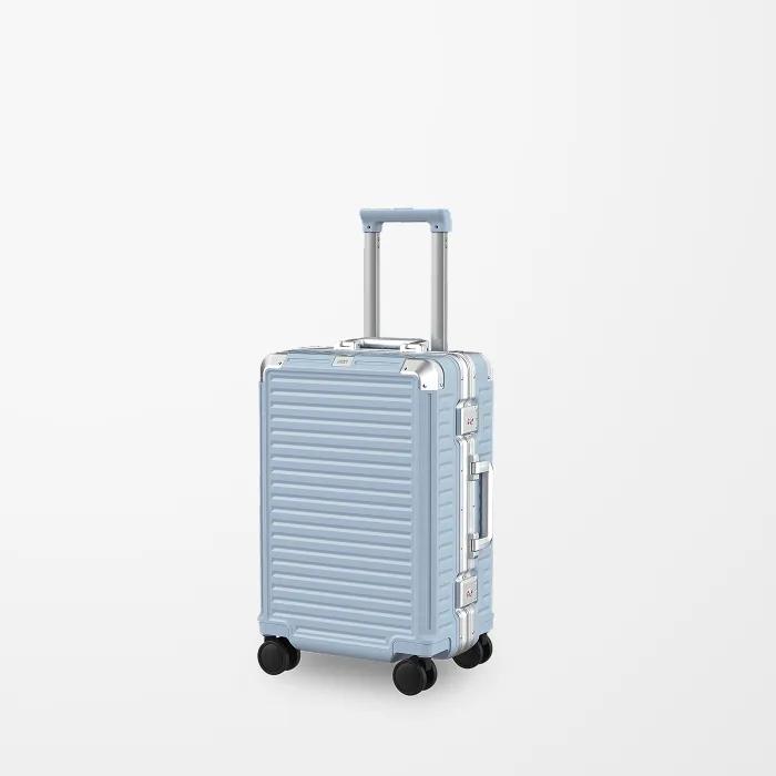 오딧 캐리어 20인치 솔티블루