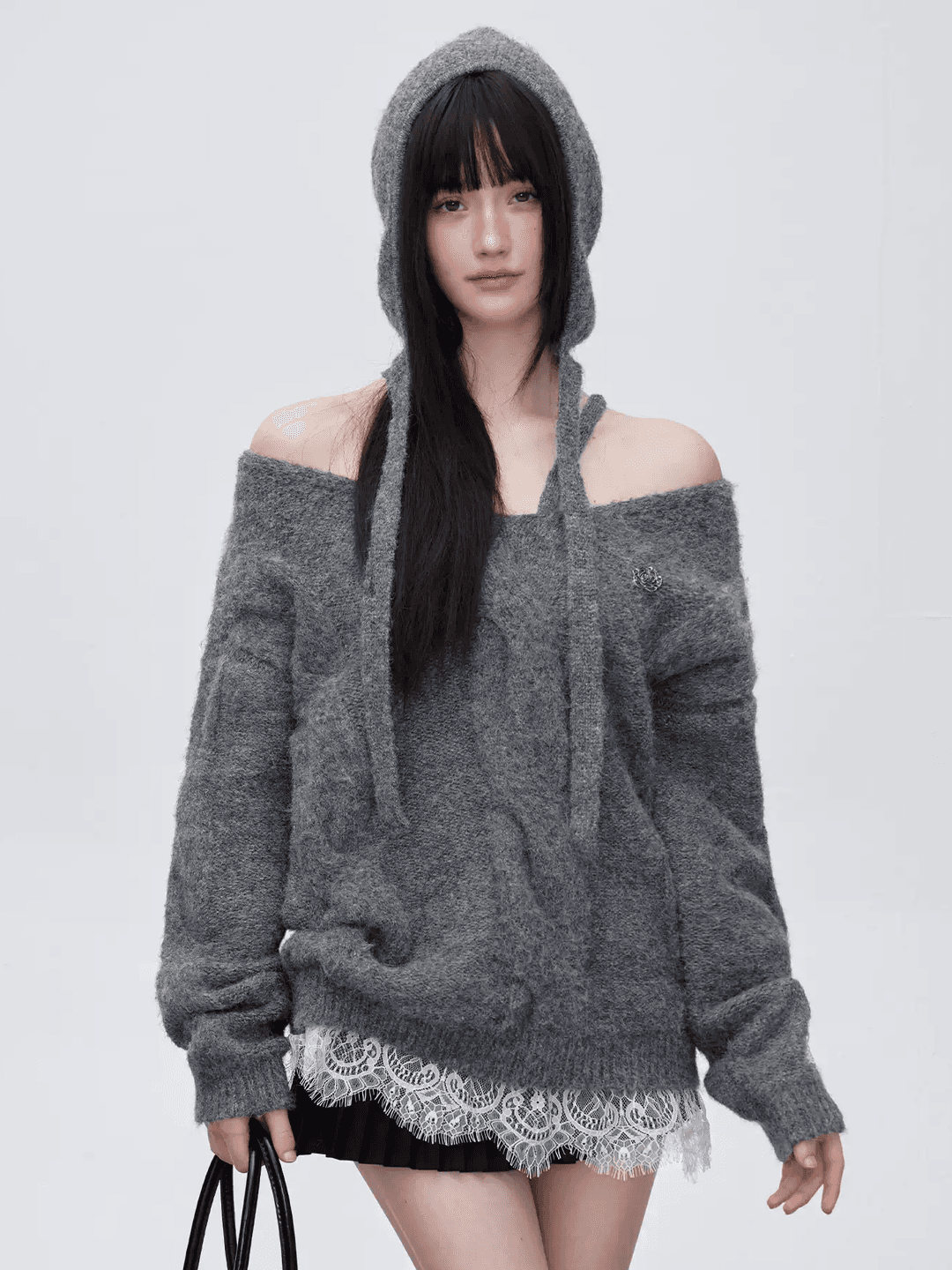 [MESS STUDIO] Lace Strap Off-Shoulder Loose Sweater