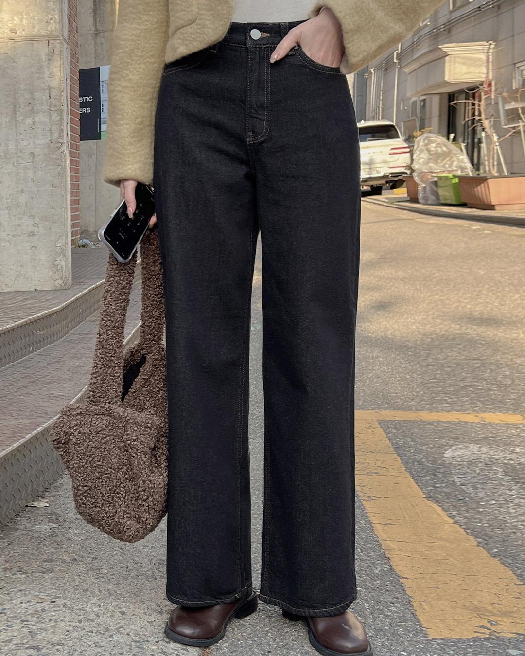 슌 기모 와이드 데님 팬츠(겨울 청바지 겨울바지 오버핏바지 와이드바지 기모바지 기모청바지 생지 생지바지 기본청바지 겨울바지 겨울데님 청순 기본템 데일리룩 꾸안꾸 데이트룩)