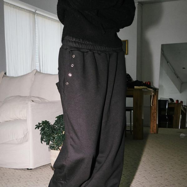 [12/24 순차 출고] Eyelet Banding Wide Pants (Black)
